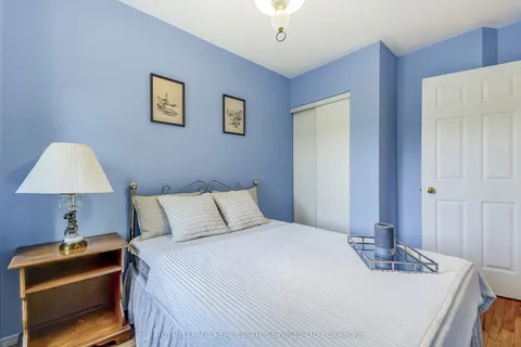 200 Glenashton Drive, ON L6H 6H6