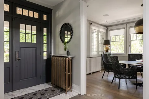 340 Spruce Street, ON L6J 2H1