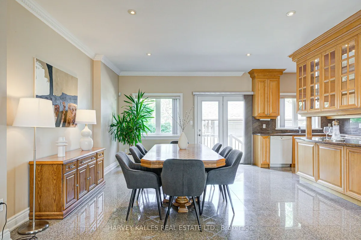 1006 Briar Hill Avenue, ON M6B 1M3