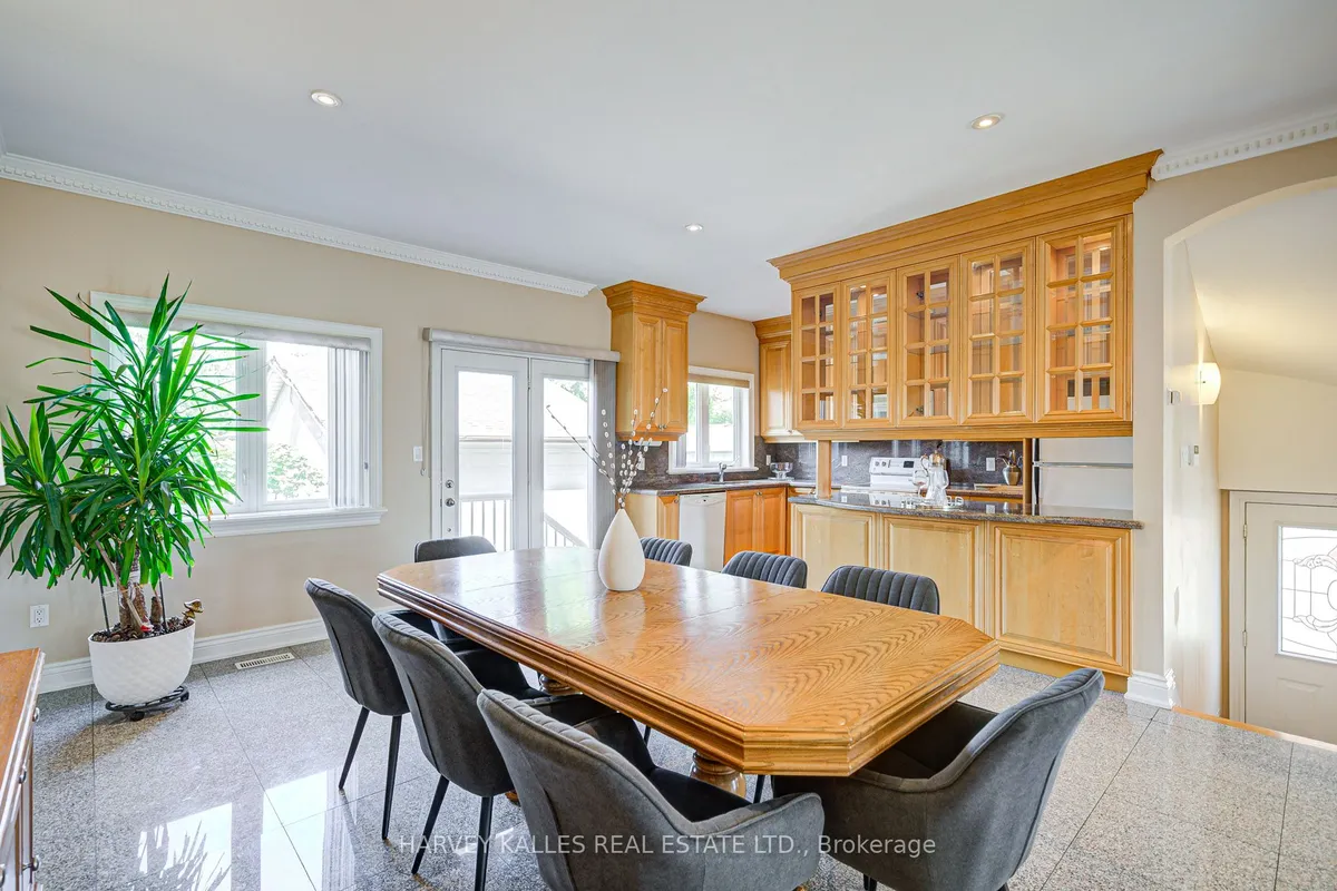 1006 Briar Hill Avenue, ON M6B 1M3