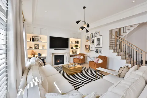 3100 Daniel Way, ON L6H 0V1