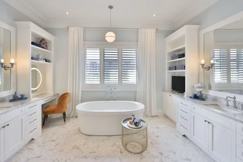 3100 Daniel Way, ON L6H 0V1