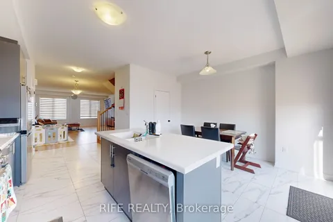 9 Bretlon Street, ON L6P 4N8