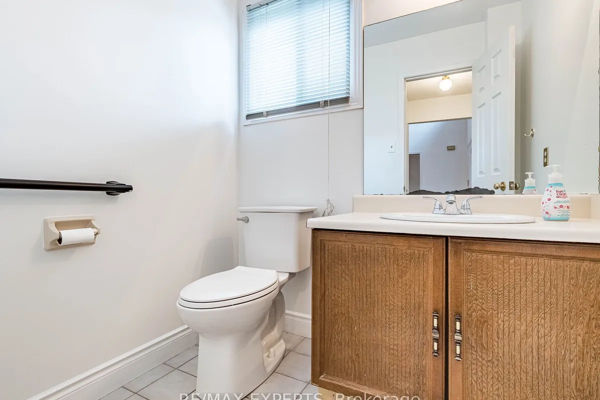 31 Mccabe Crescent, ON L7E 5X1