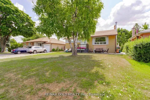 9 Ashwood Crescent, ON L6T 1M1