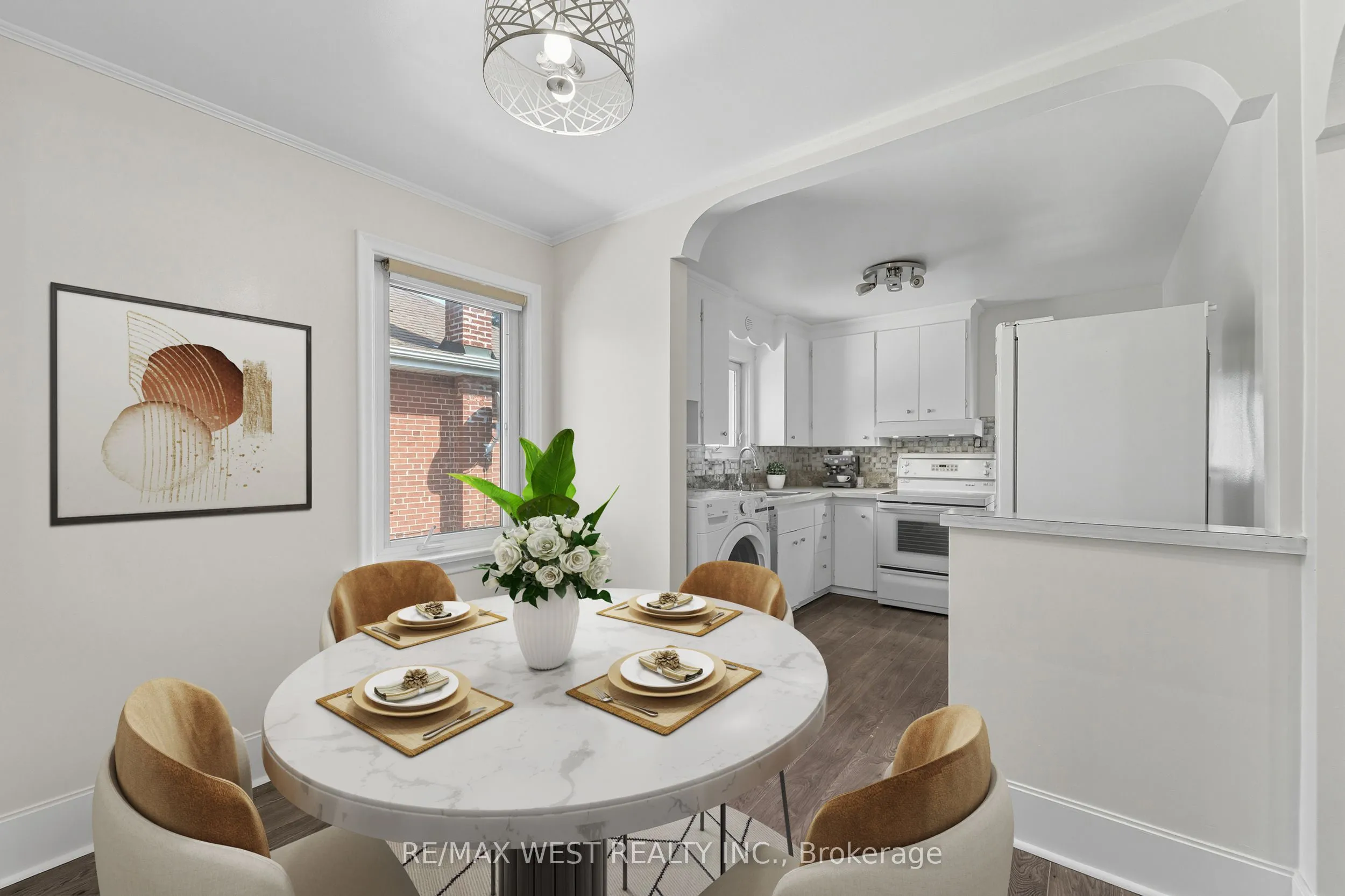 38 Feltham Avenue, ON M6N 2C3