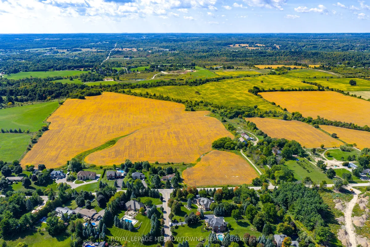 12528 9 Line, ON L7G 4S8