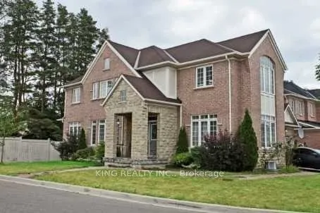 3 Xavier Court, ON L5Y 5S1