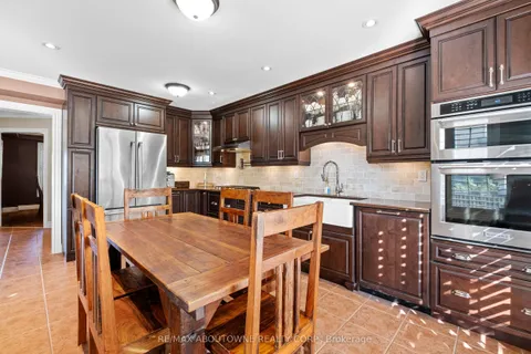 1131 Zimmerman Crescent, ON L9T 5T2