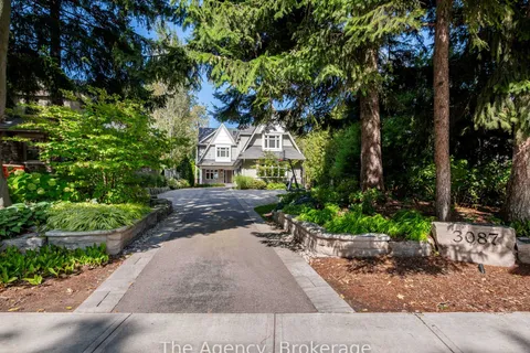 3087 Lakeshore Road, ON L7N 1A3