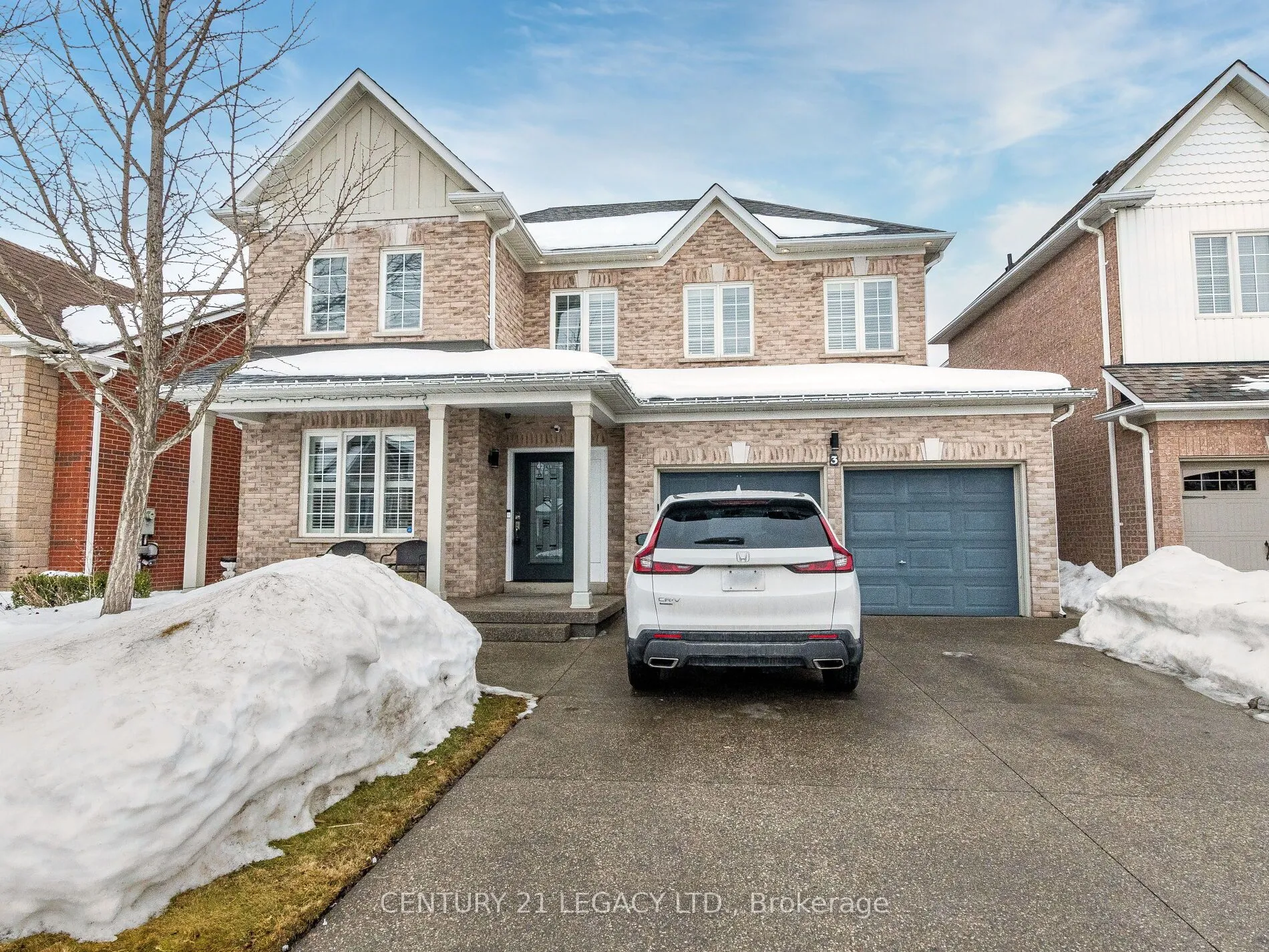 3 Bowsfield Drive, ON L6P 1C8