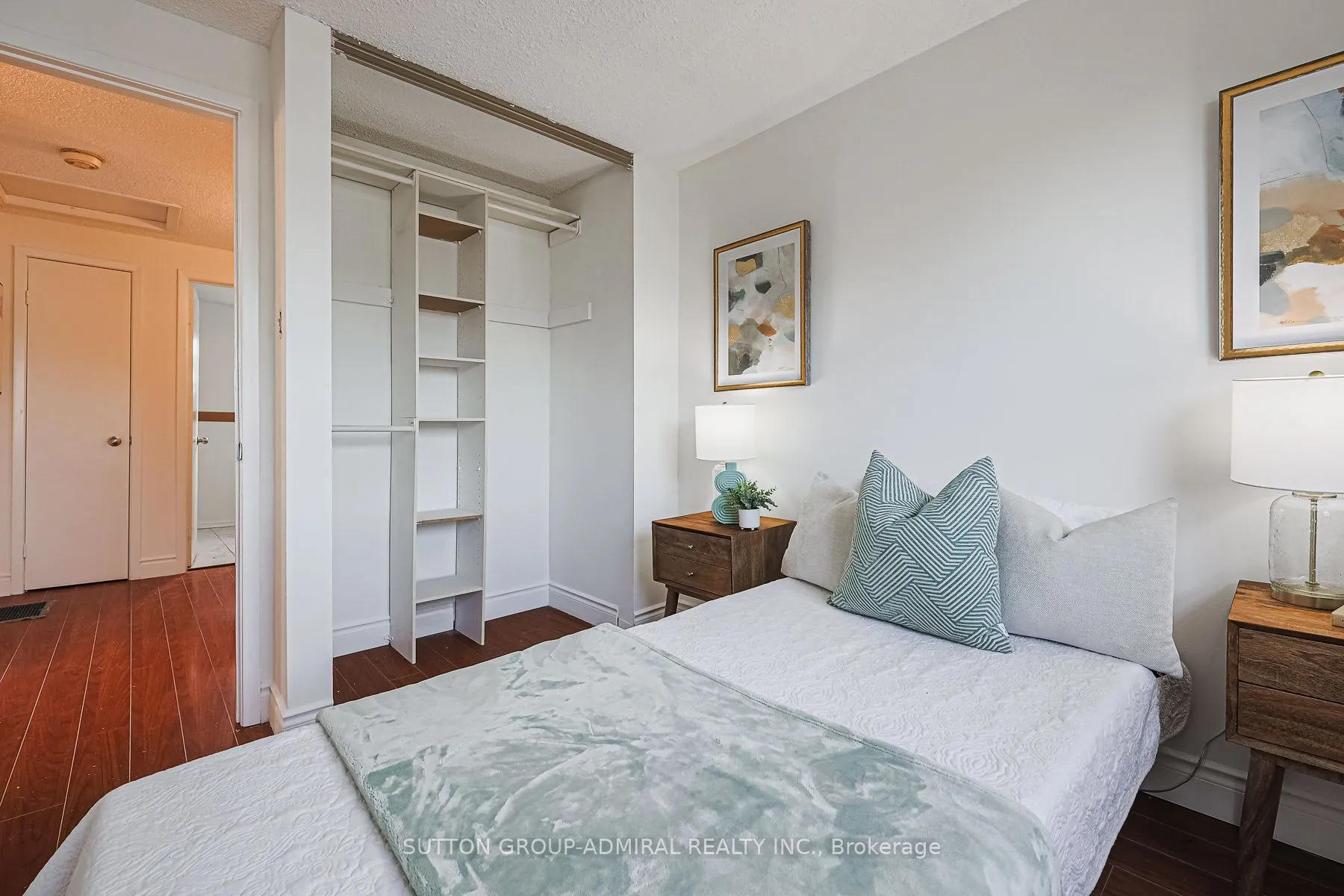 38 Macassa Court, ON L6Z 1B3