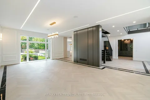 2014 Lakeshore Road, ON L6L 1G7