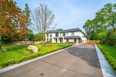 2014 Lakeshore Road, ON L6L 1G7