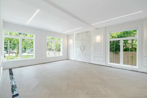 2014 Lakeshore Road, ON L6L 1G7