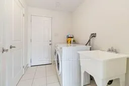 3192 Mintwood Circle, ON L6H 0P1