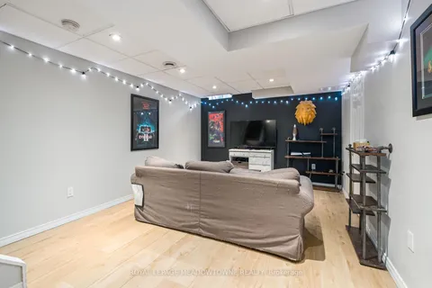 11 Bradley Drive, ON L7G 6B5