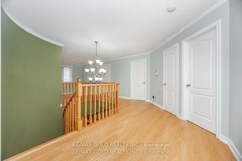 5 Summershade Street, ON L6P 2B9