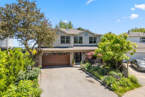 2788 Tallberg Court, ON L5J 1T1