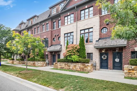 2161 Lillykin Street, ON L6H 0N2