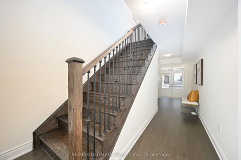 33 Bonnington Drive, ON L7A 5M1