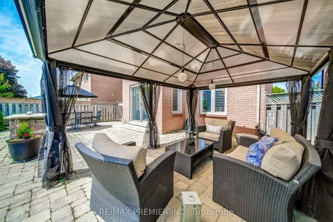 21 Berrydown Drive, ON L7E 1L6