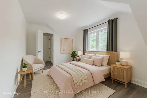 228 The Kingsway N/A, ON M9A 3T5