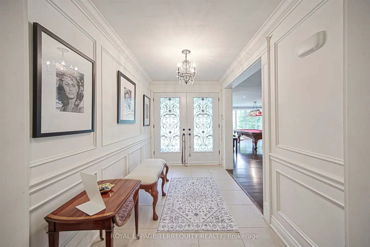 1412 Glenwood Drive, ON L5G 2X1