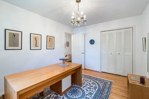 7 Lochway Court, ON M9B 4G6