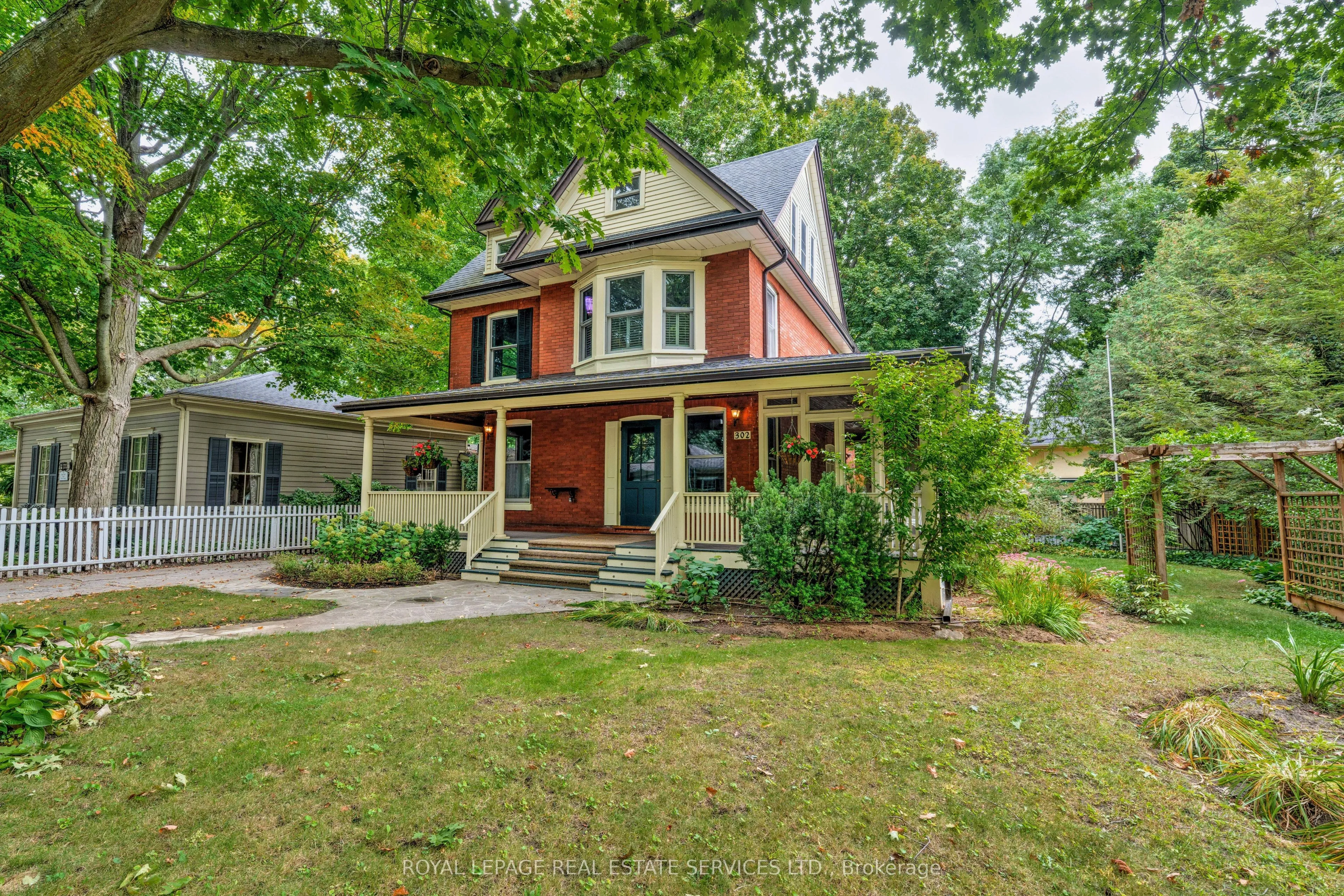 302 William Street, ON L6J 1E4