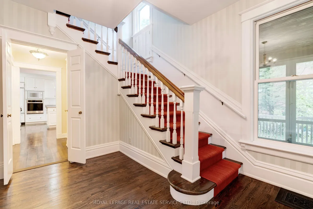 302 William Street, ON L6J 1E4