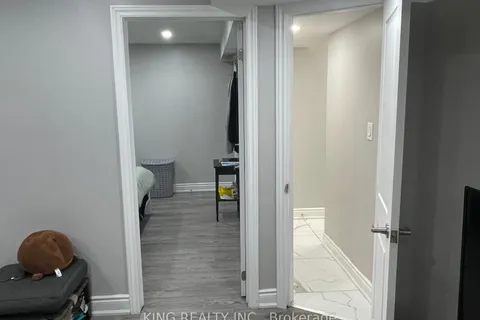 43 Cranberry Crescent, ON L6Y 4P7