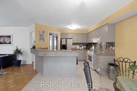 960 Fielder Drive, ON L5V 2S2