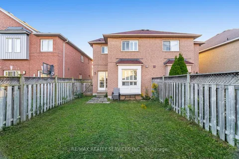5935 Churchill Meadows Boulevard, ON L5M 6Y4