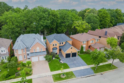 3655 Loyalist Drive, ON L5L 4T6