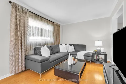 2543 Scarth Court, ON L5M 5L2