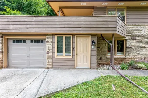 8 Ann Street, ON L7G 2V2