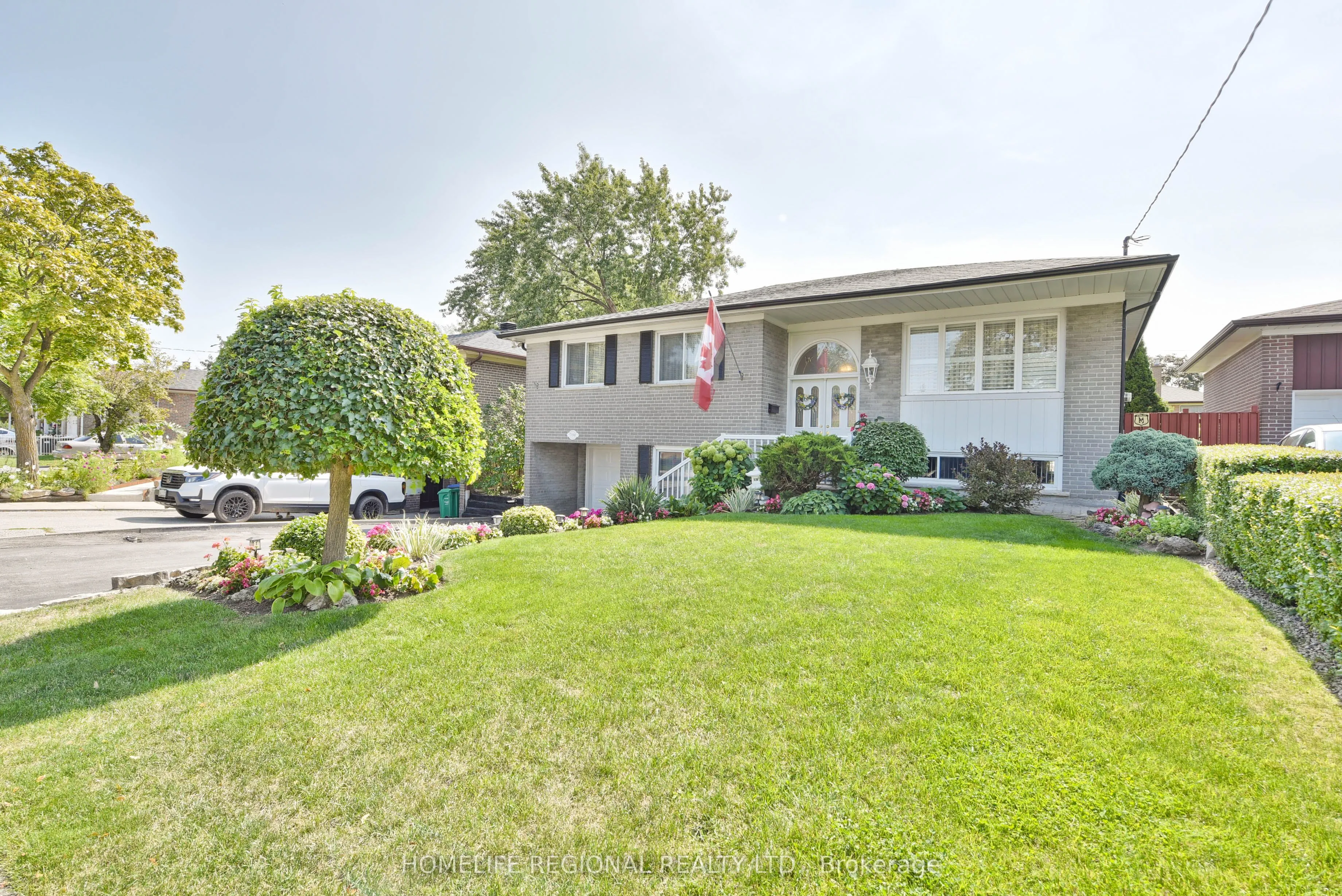 7190 Madiera Road, ON L4T 3A8