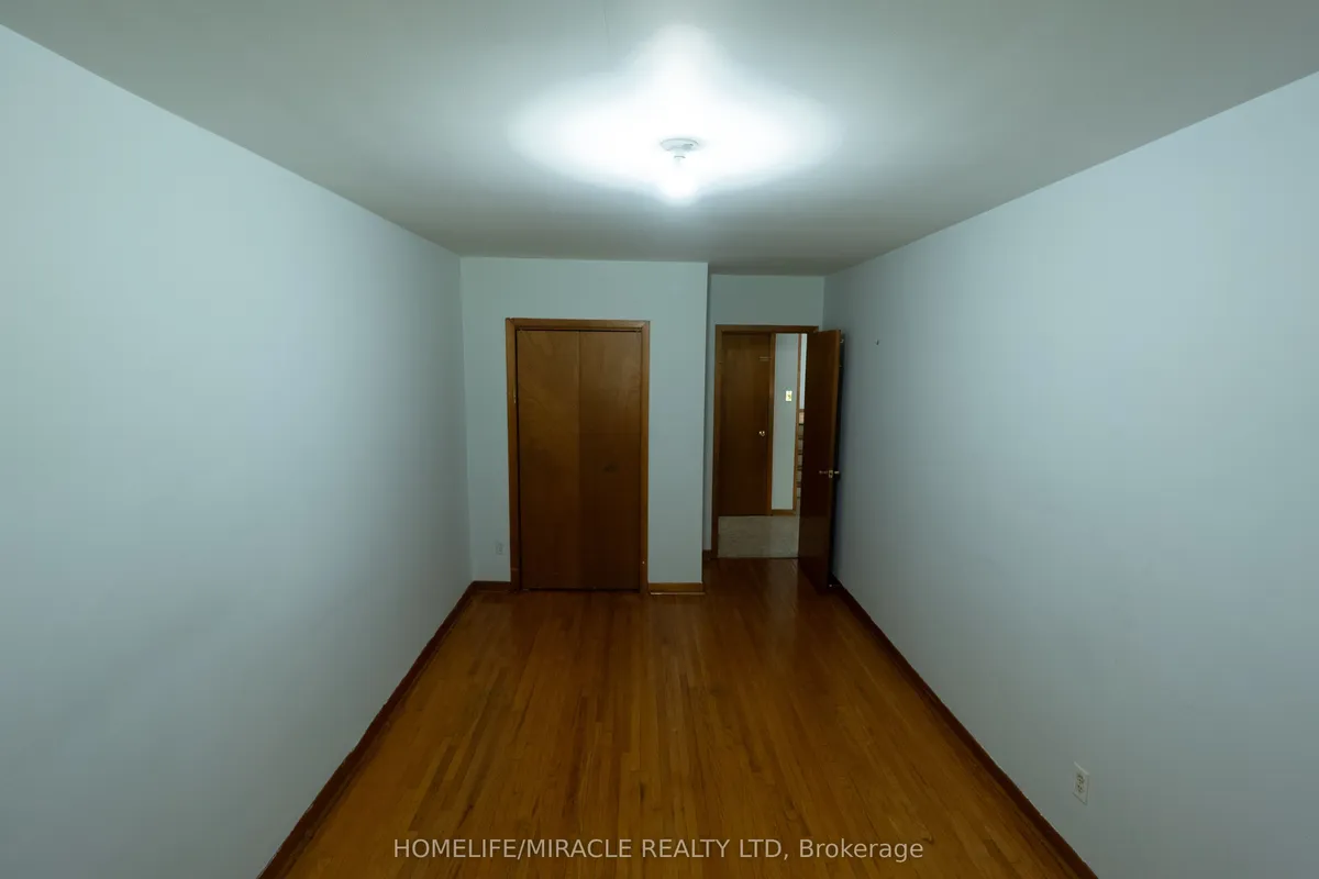 12 Brubeck Road, ON M9M 1W7