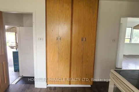 16 Cattrick Street, ON L4T 1H5