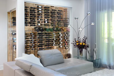 1305 Royal York Road, ON M9A 5E6