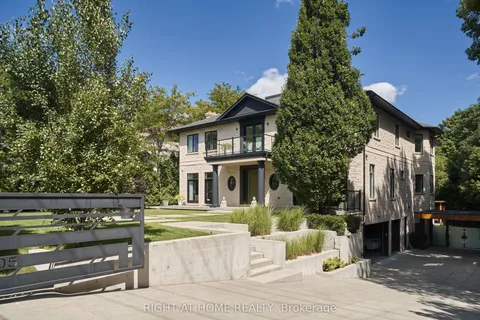 1305 Royal York Road, ON M9A 5E6