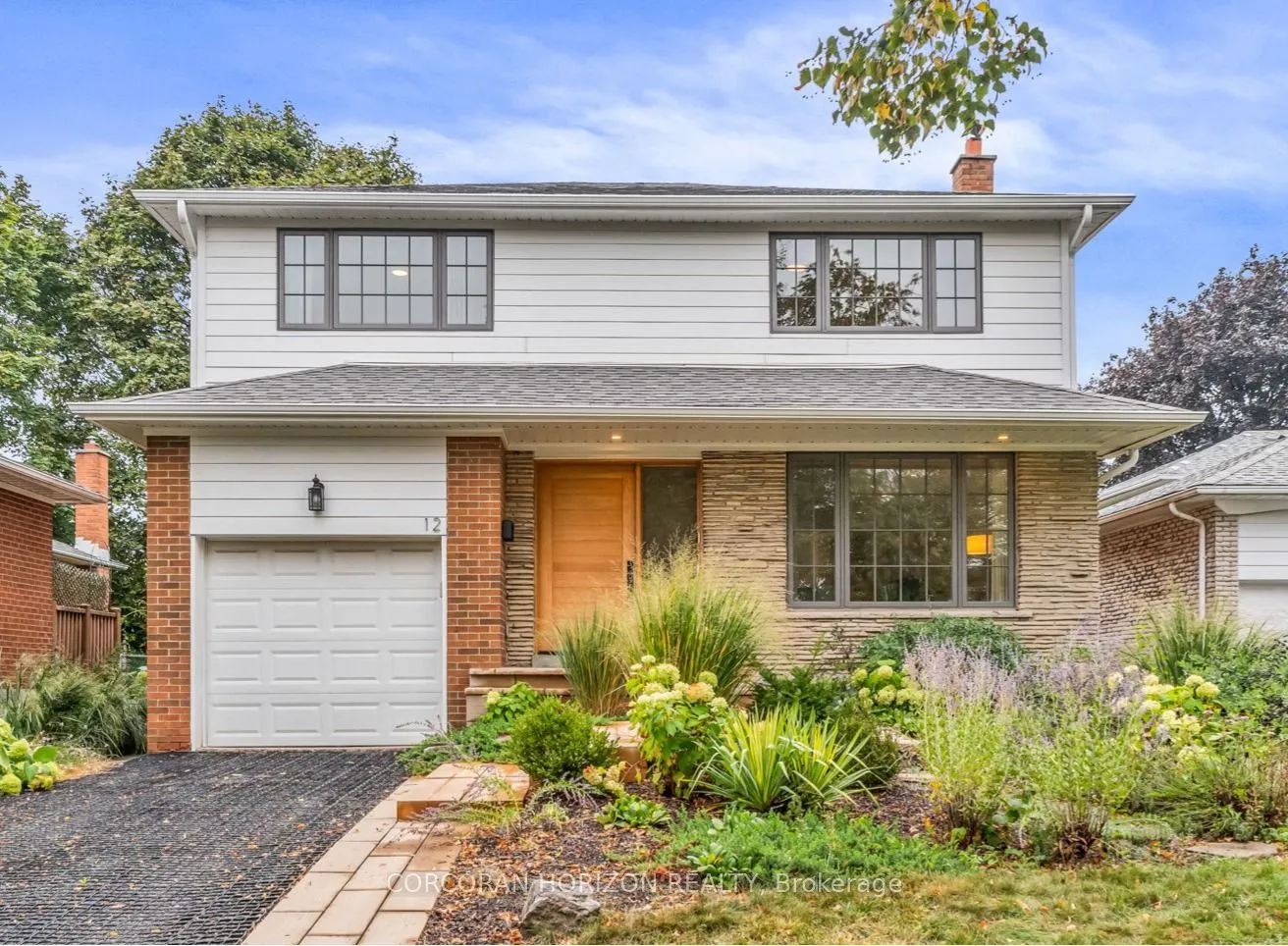 12 Barvale Court, ON M9C 4H2