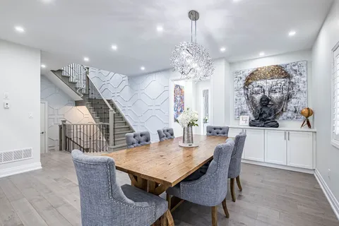 22 Rolling Rock Way, ON L6Y 6H3