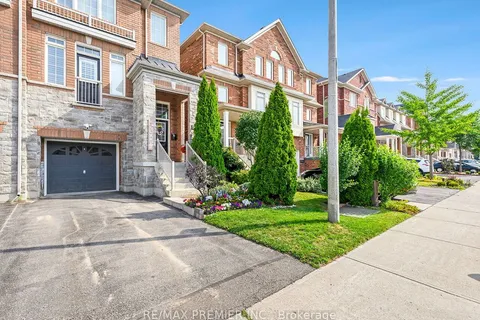 38 Betty Nagle Street, ON M9M 0E2