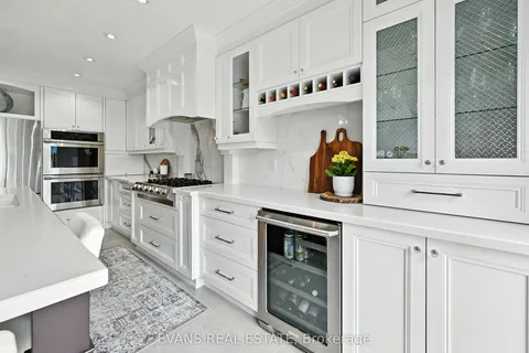 2135 Deer Park Road, ON L6M 3X4