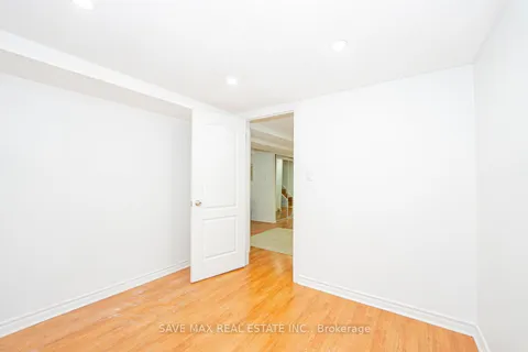 3645 Indigo Crescent, ON L5N 7J1