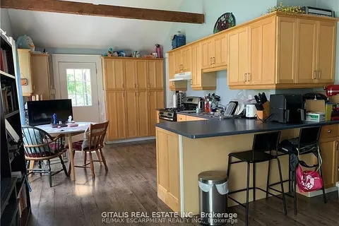 2348 SOVEREIGN Street, ON L6L 1L8