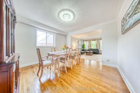 35 Highland Hill, ON M6A 2P7