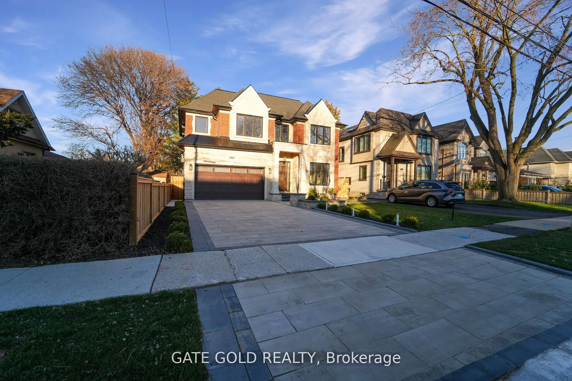 203 Shaver Avenue, ON M9B 4N9